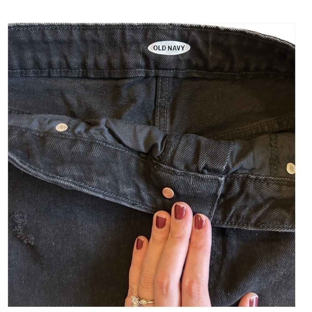 Old Navy Denim Black Distressed Women’s Skirt NWOT size 10 - Picture 6 of 7